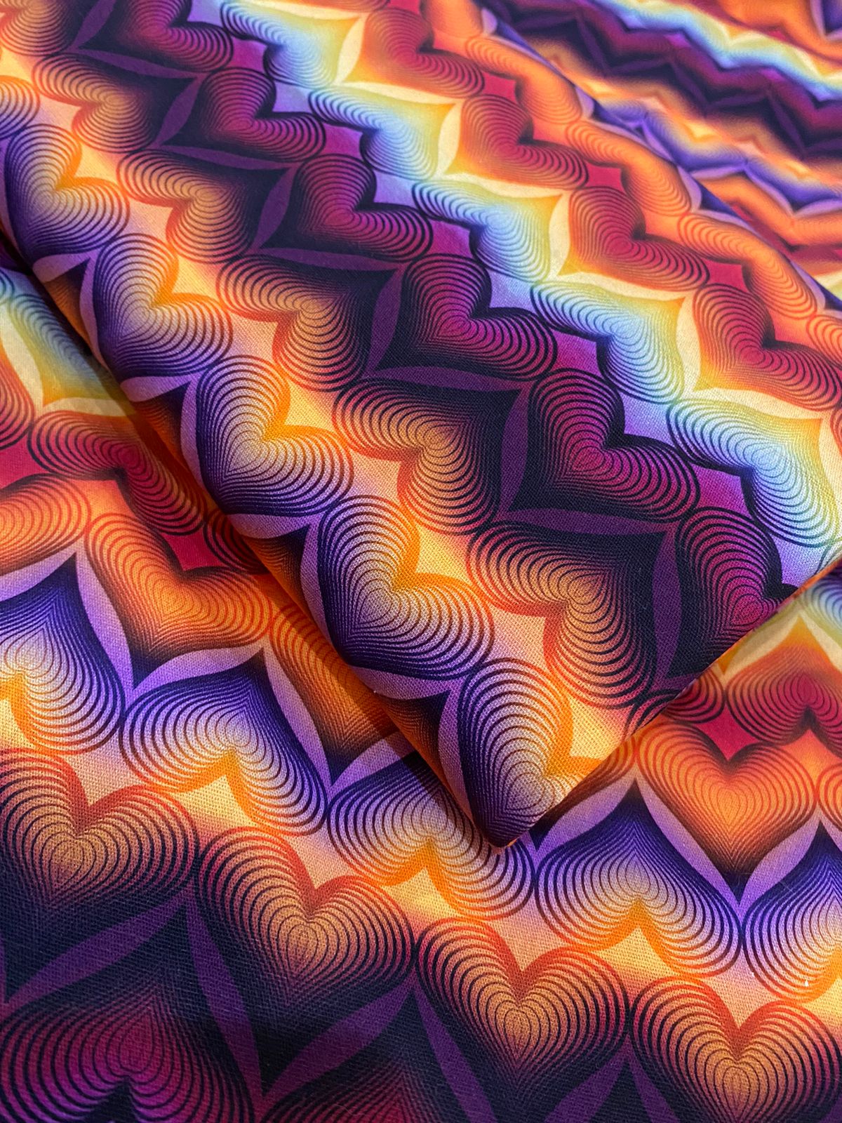 Tricoline 100% Algodón - DG010 - Digital Corazones Neon (50 x 150)
