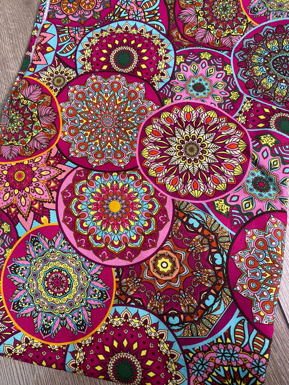 Tricoline 100% Algodón - DG015 - Digital Mandalas (50 x 150)