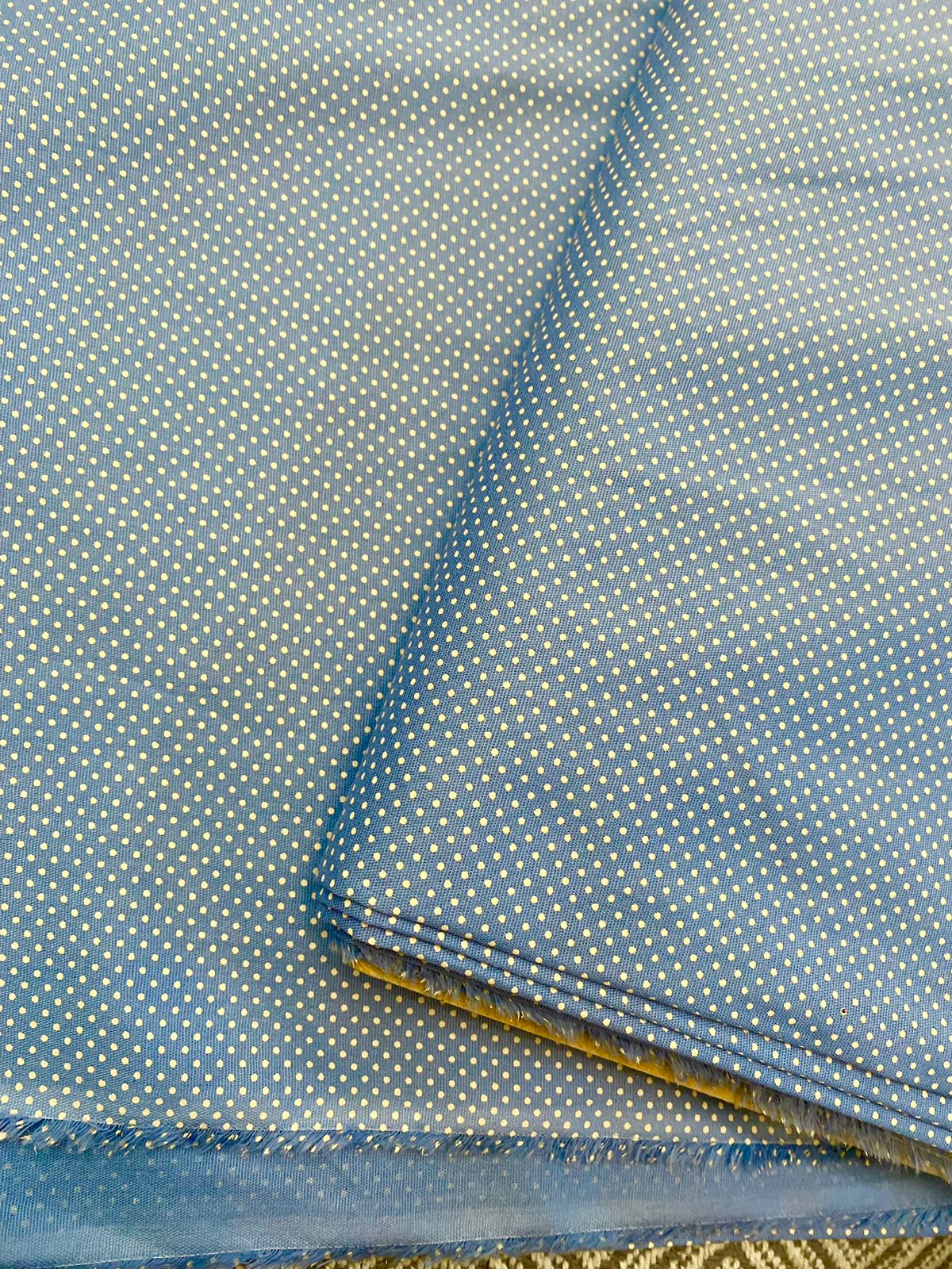 Tricoline 100% Algodón - TT054 Tinto Puntitos Azul Grisaceo (50 x 150)