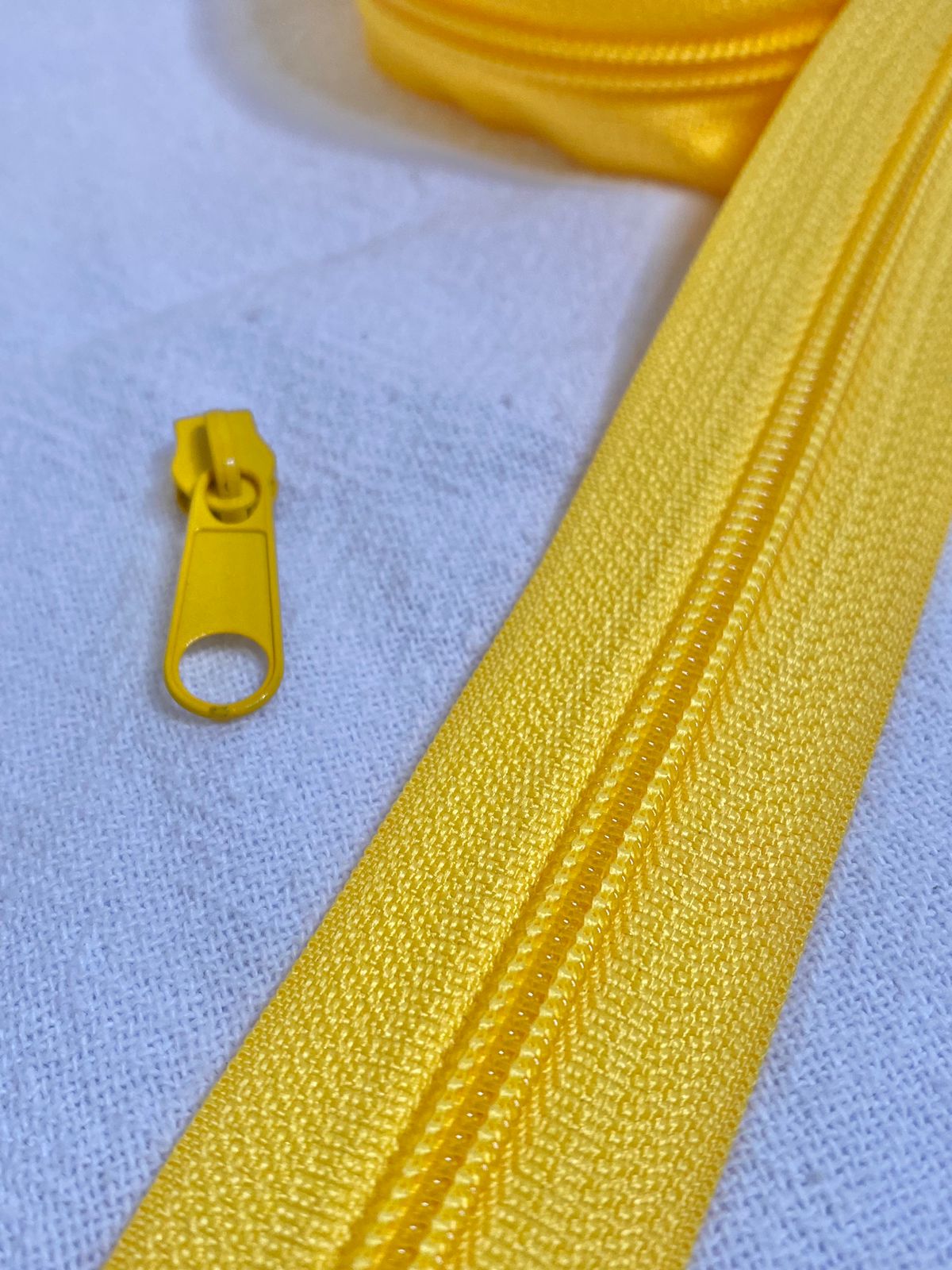 Cierre Numero 5 - Color Amarillo (metro)