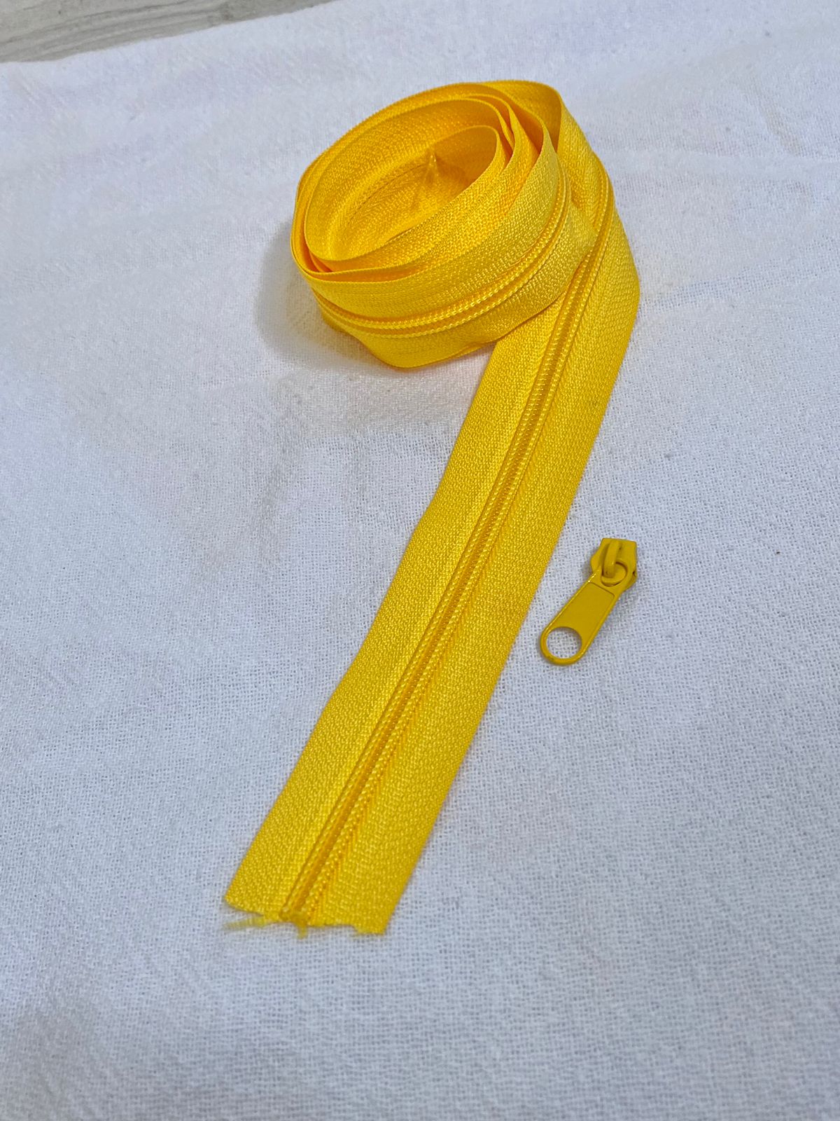Cierre Numero 5 - Color Amarillo (metro)