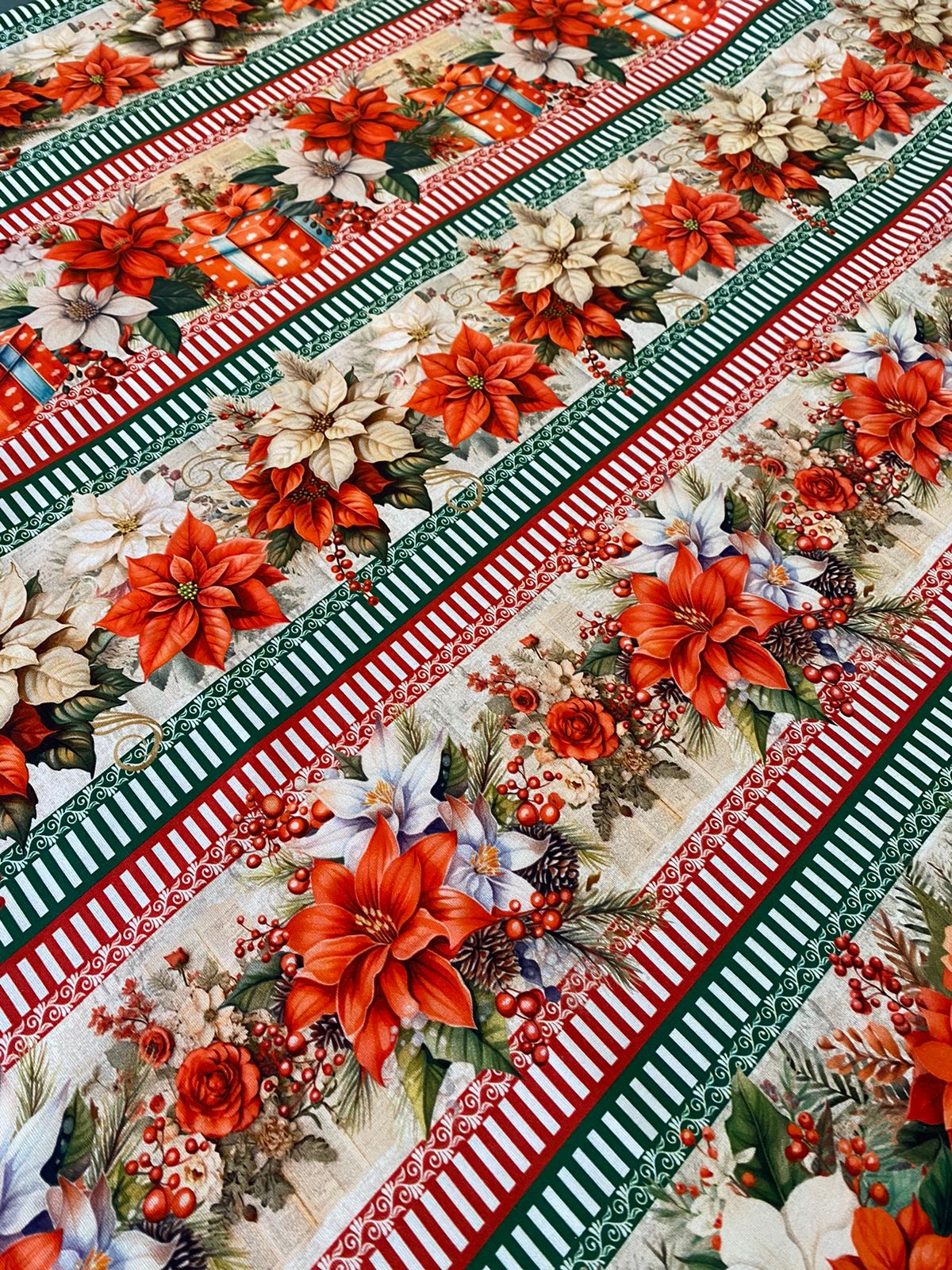 Tricoline 100% Algodón - CN014 Cenefas Navidad 1 (50 x 150)