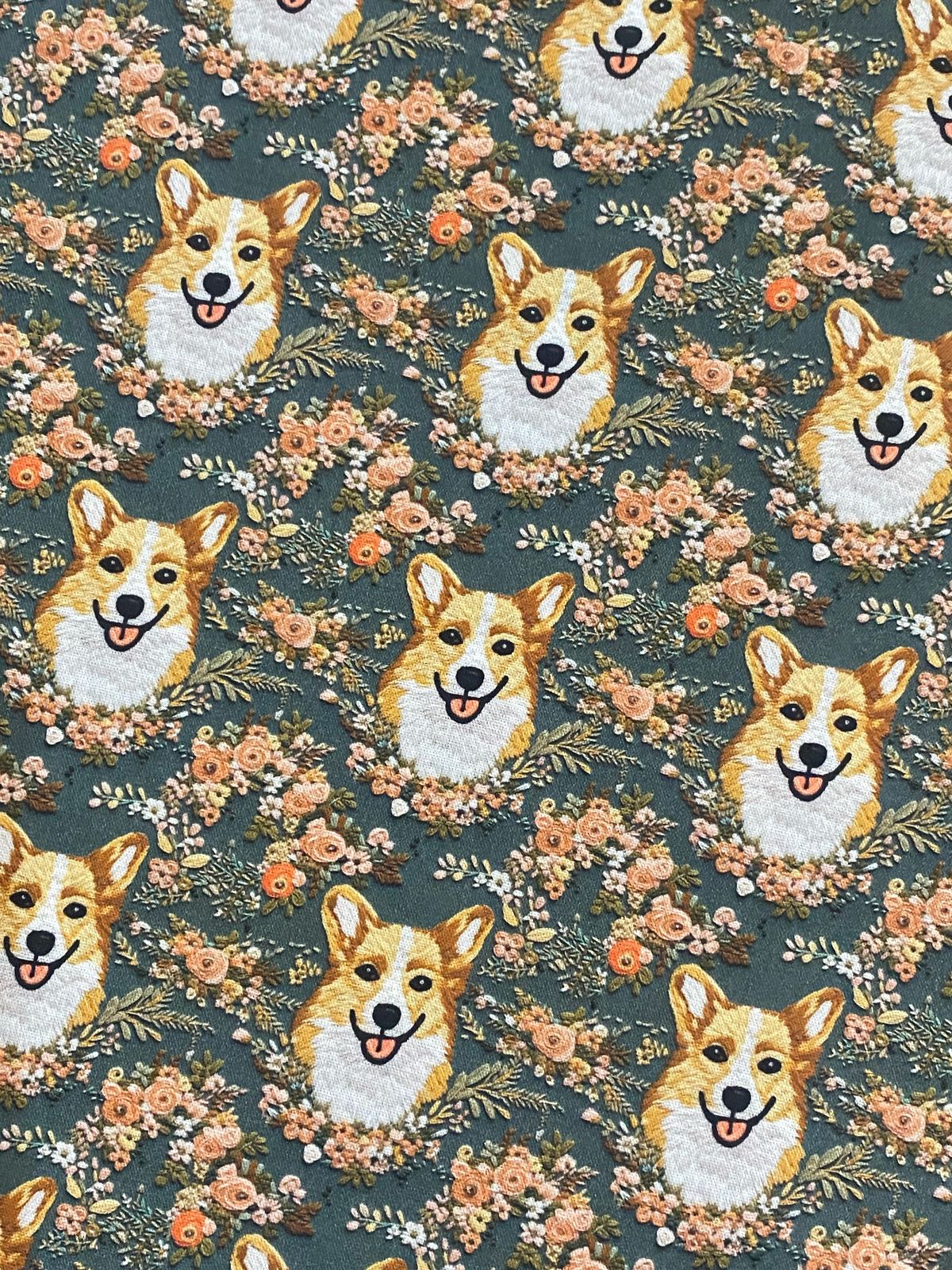 Tricoline 100% Algodón - 3D044 Personaje Perro Corgi (50 x 150)