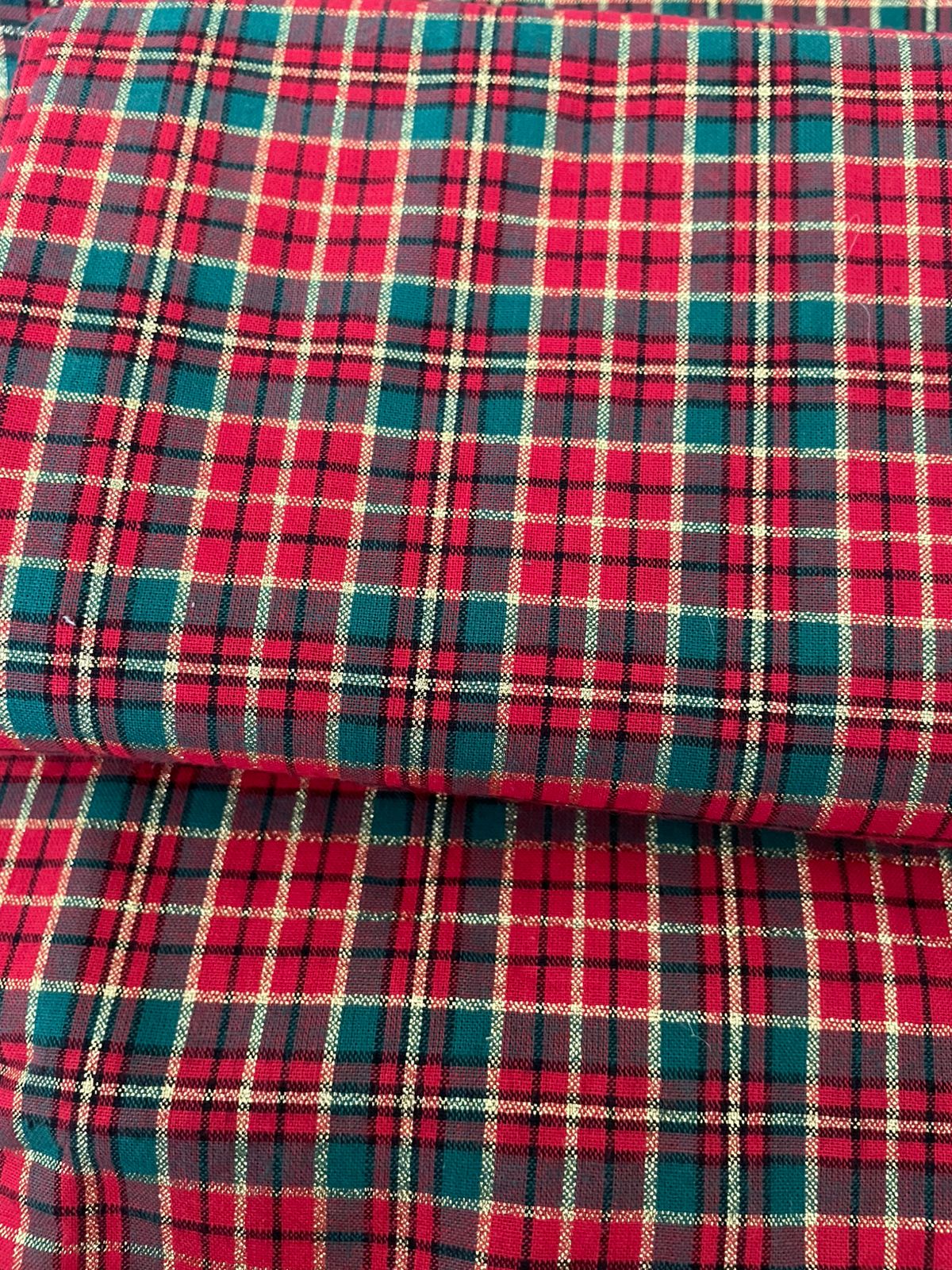 Tricoline 100% Algodón - NV015 Navidad Cuadrille dorado (50 x 150)