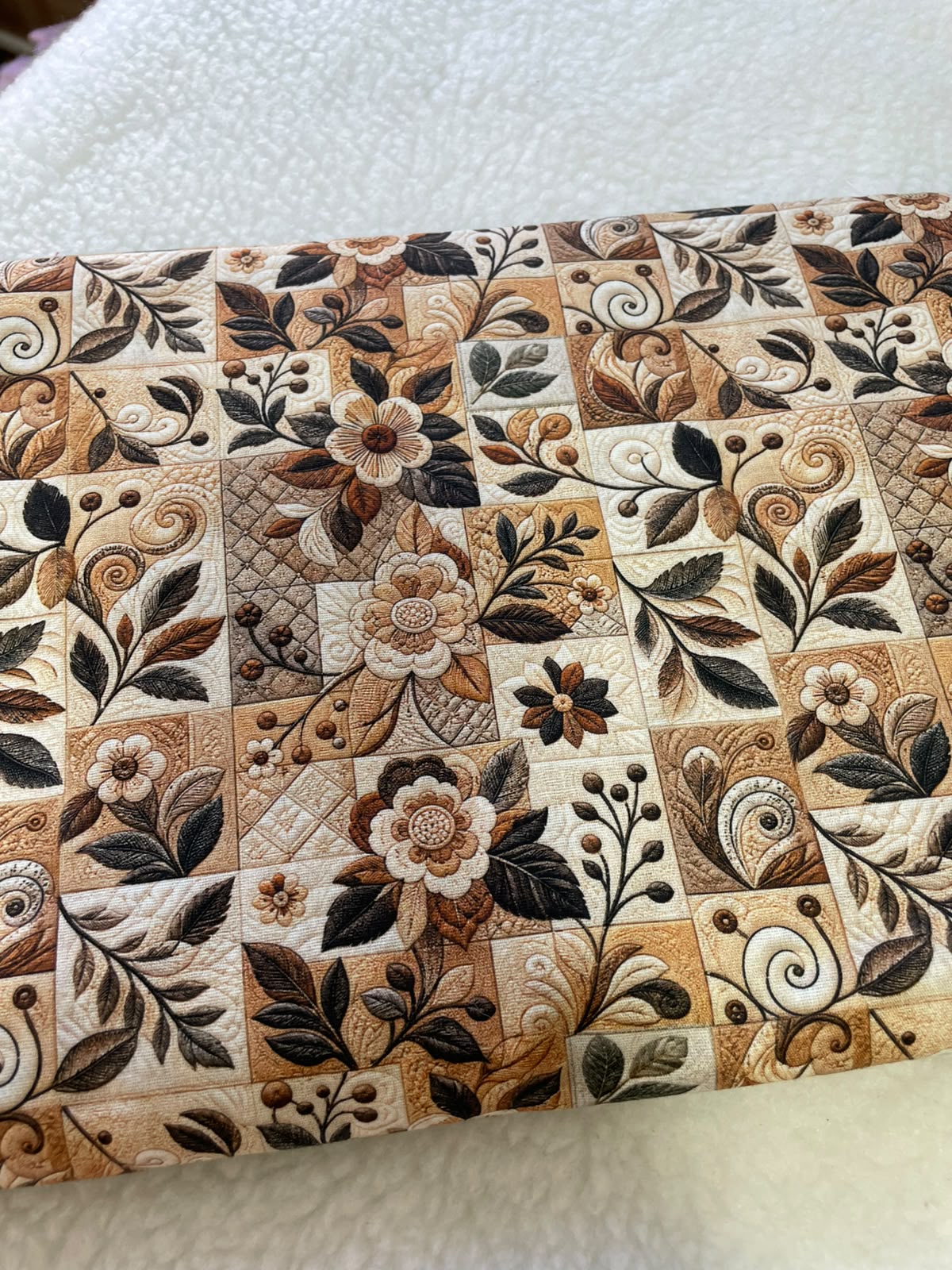 Tricoline 100% algodón - EX091 Exclusiva Floral Beige Patchwork (50 x 150)