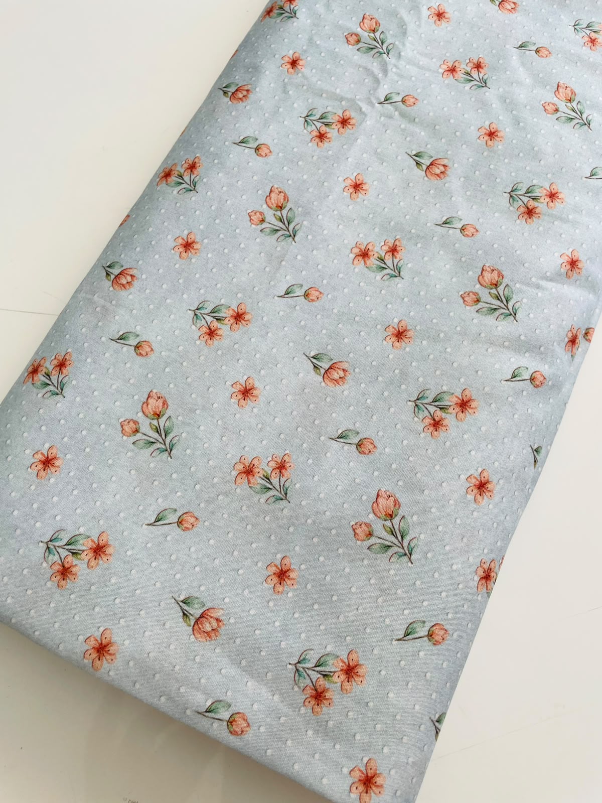 Tricoline 100% algodón - EX094 Exclusiva Tierna Florecitas 1 Celeste (50 x 150)