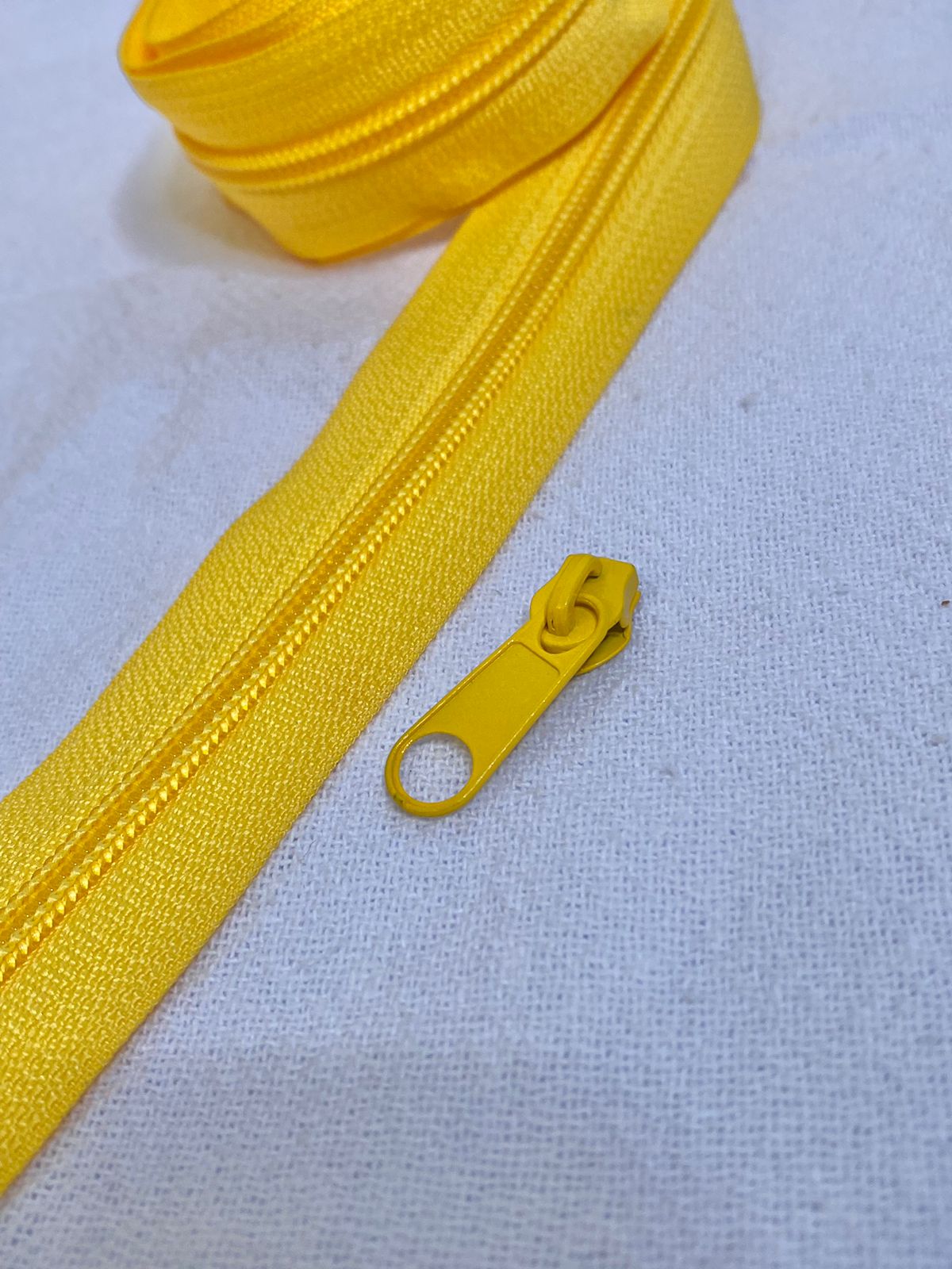 Cierre Numero 5 -  Color Amarillo (metro)