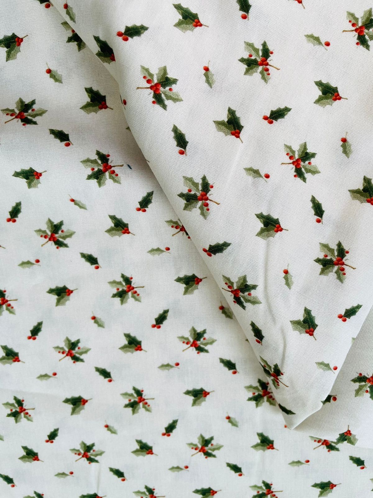 Tricoline 100% Algodón - NV022 Navidad Hojitas Fuxicos (50 x 150)