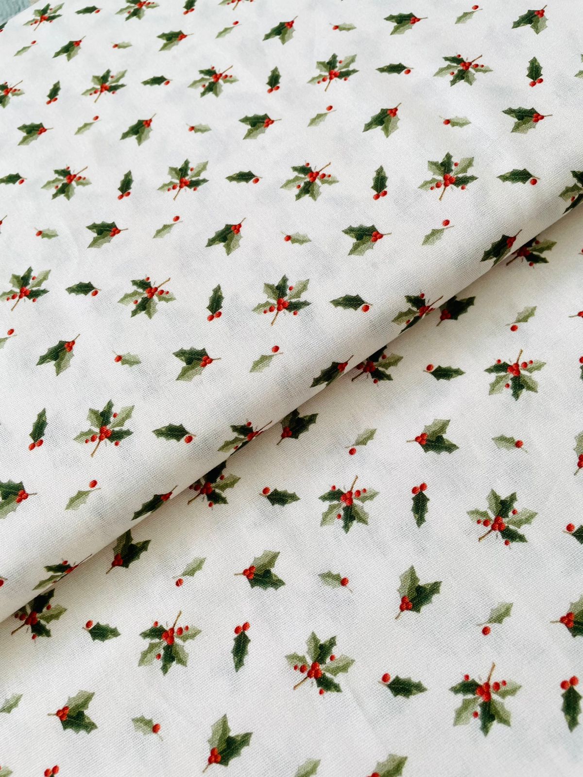 Tricoline 100% Algodón - NV022 Navidad Hojitas Fuxicos (50 x 150)