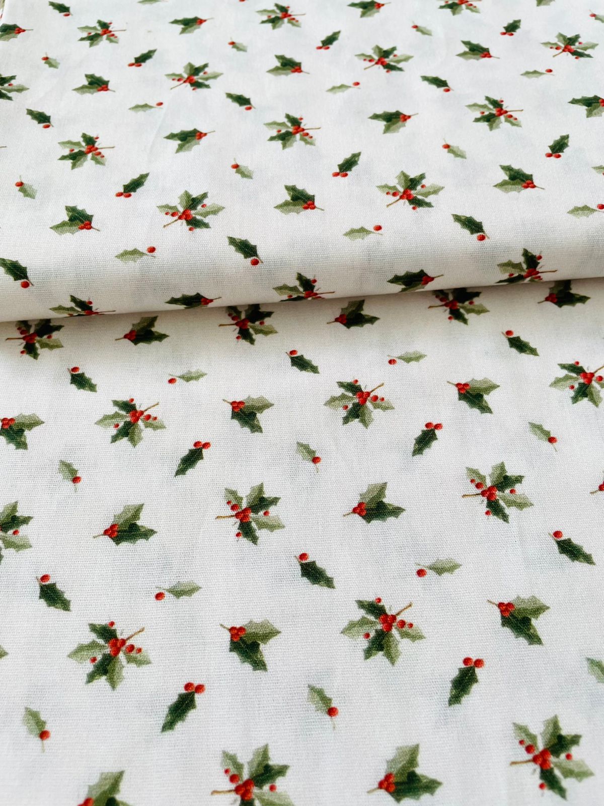 Tricoline 100% Algodón - NV022 Navidad Hojitas Fuxicos (50 x 150)