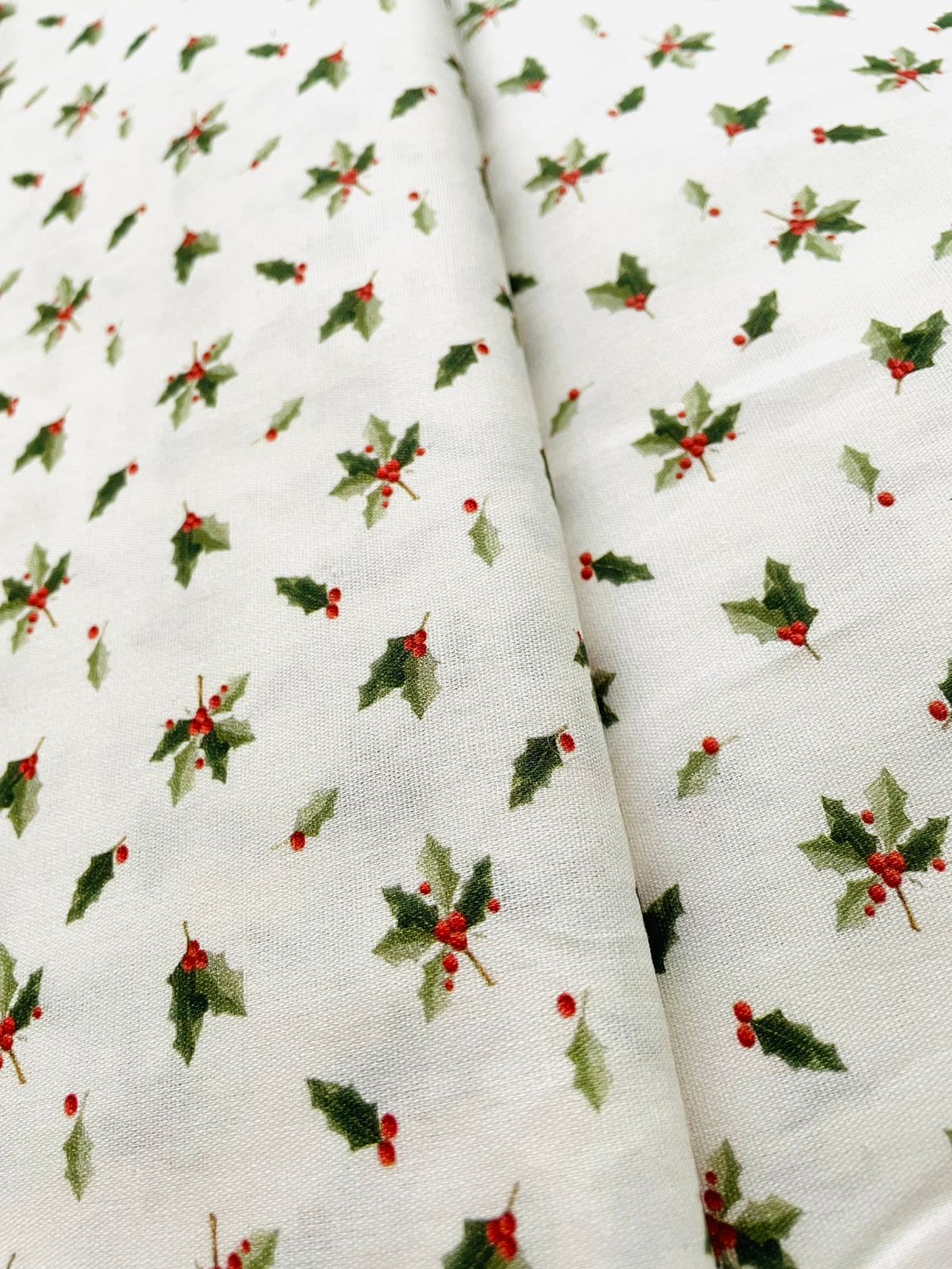 Tricoline 100% Algodón - NV022 Navidad Hojitas Fuxicos (50 x 150)