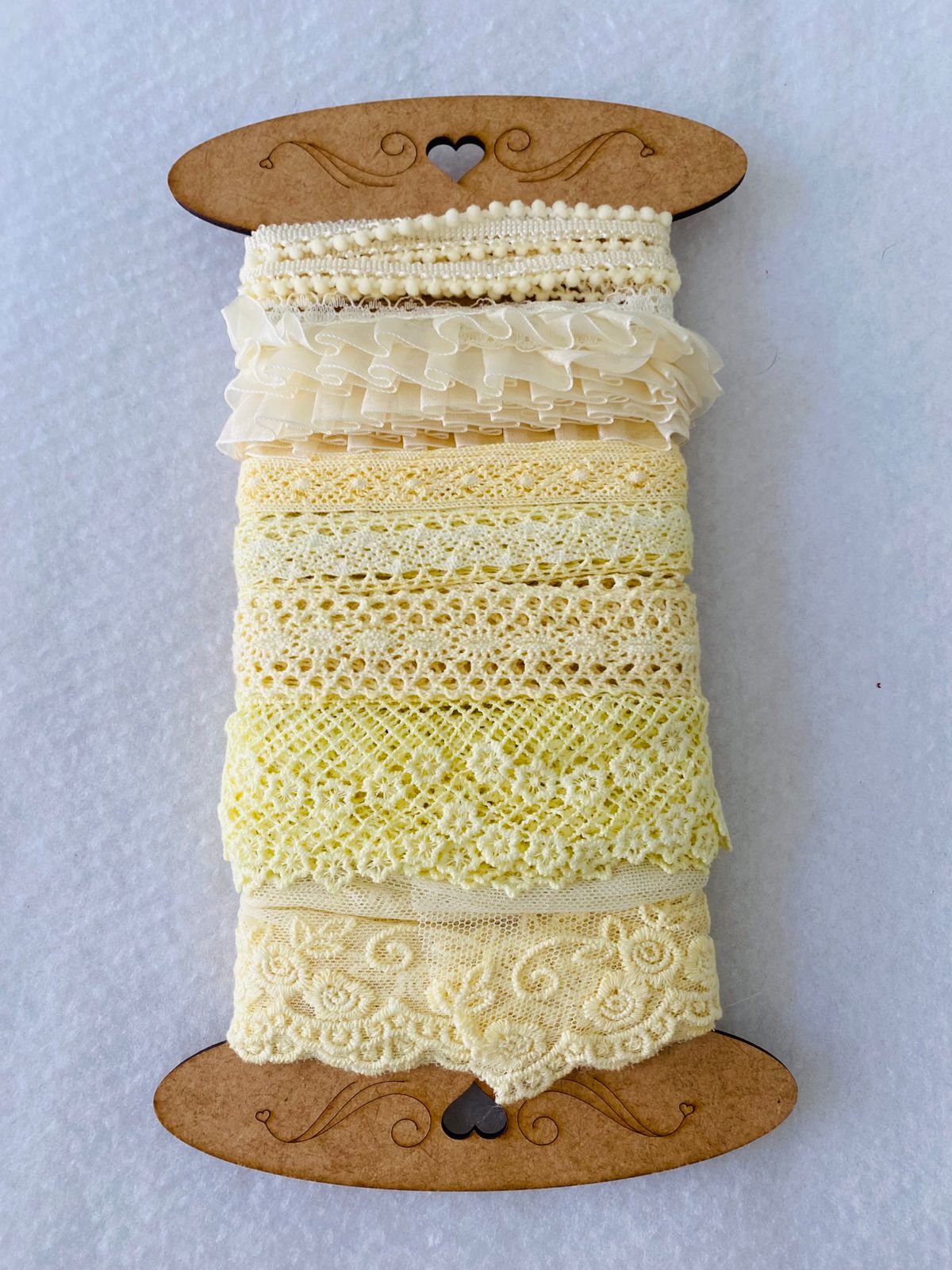 Kit 7 Encajes Variados CP007 - Color Verde Amarillo (14 Metros total)