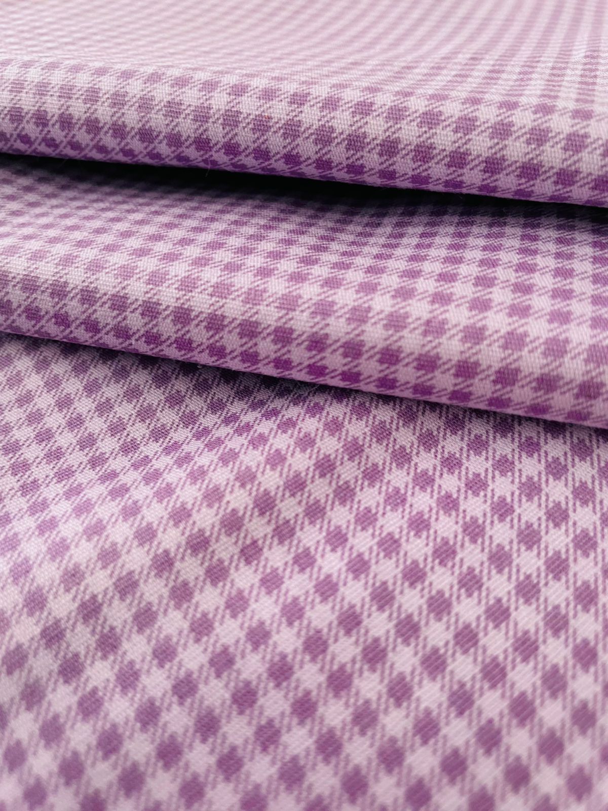 Tricoline 100% Algodón - TT106 Tinto Cuadrille morado (50 x 150)