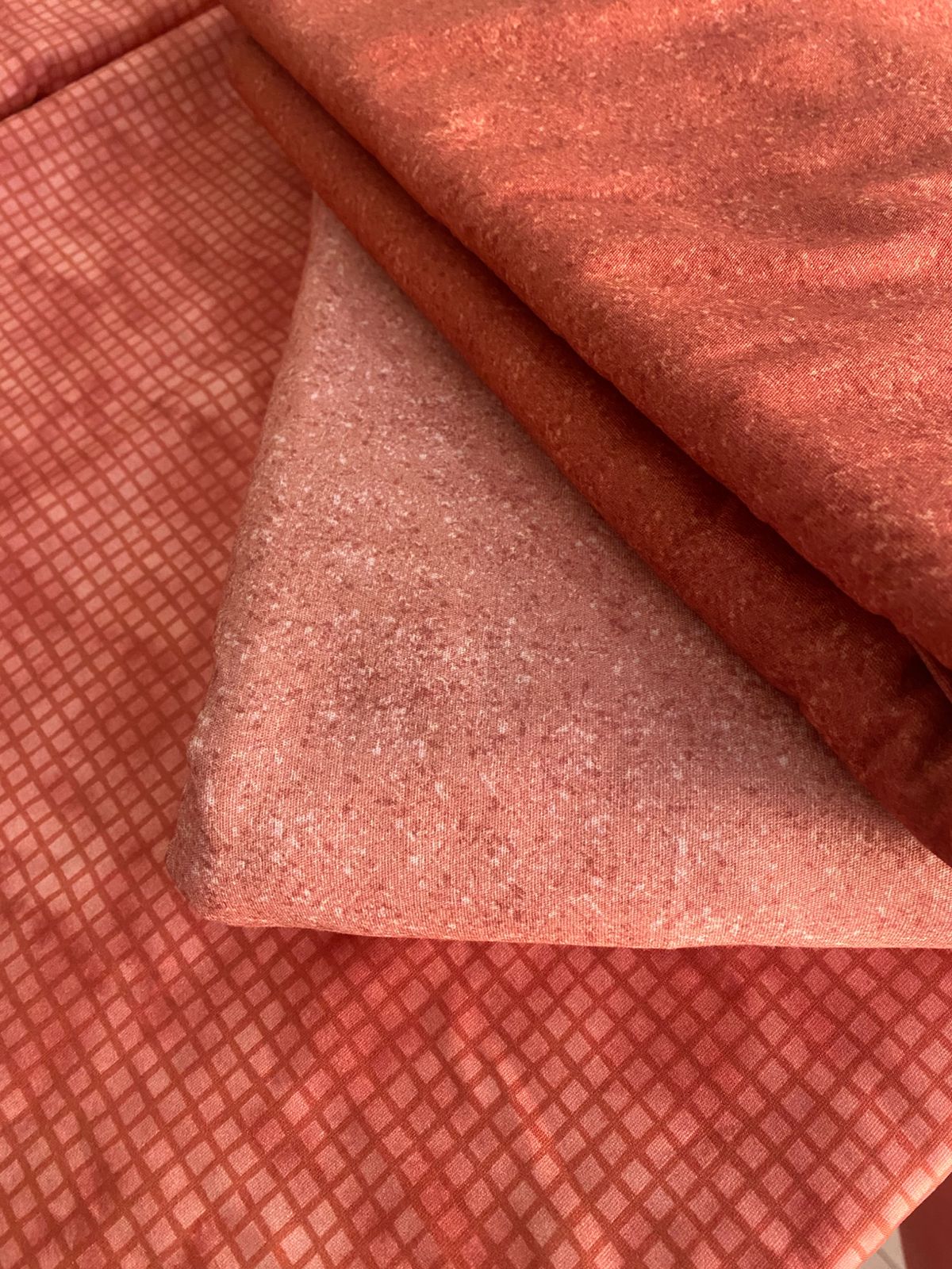 Tricoline 100% Algodón - EX062 Cuadrille Guava (50 x 150)