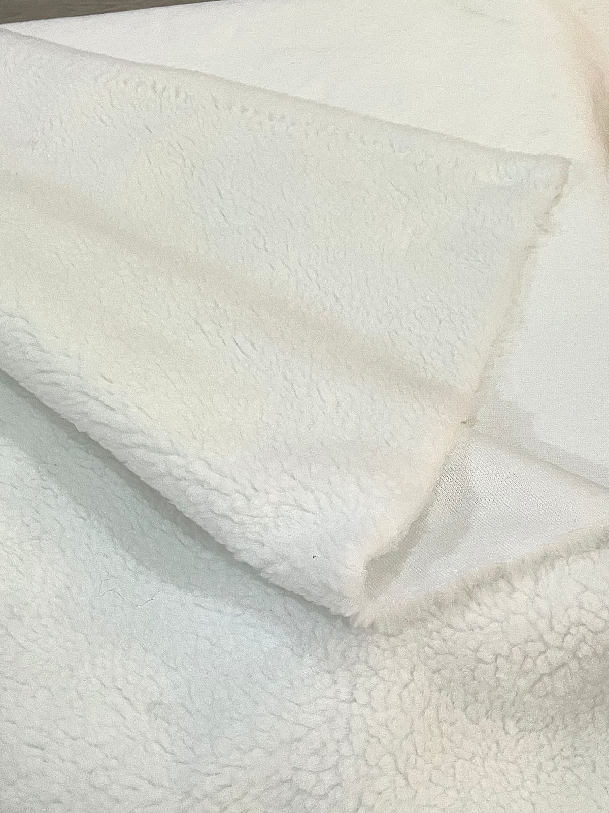 CP064 - Tela Piel de Oveja - Color Blanco - 50x80