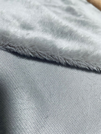 CP061 - Tela Piel de Peluche - Color Gris - 50x80