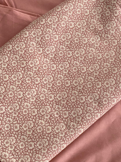 Tricoline 100% Algodón - TT001 Tinto Flores Rosa Viejo (50 x 150)