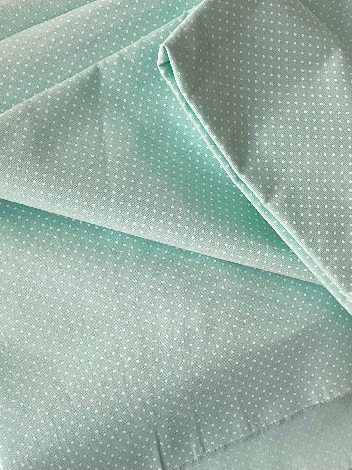 Tricoline 100% Algodón - TT058 Tinto Puntitos Menta 2 (50 x 150)