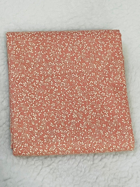 Tricoline 100% Algodón - TT003 Tinto hojitas Rosa Viejo (50 x 150)