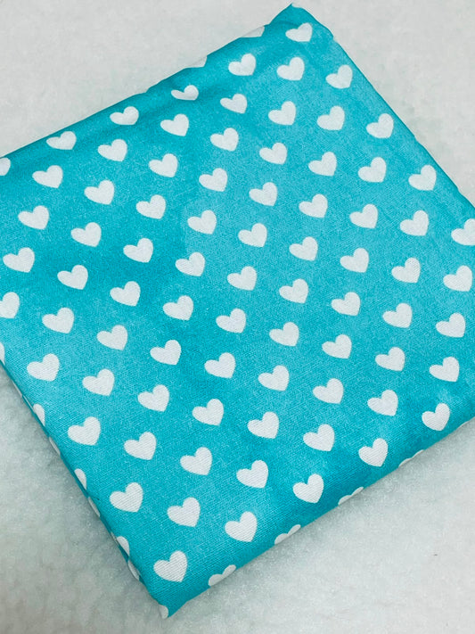 Tricoline 100% algodón - EX086 Exclusiva Corazones Celeste Neon (50 x 150)