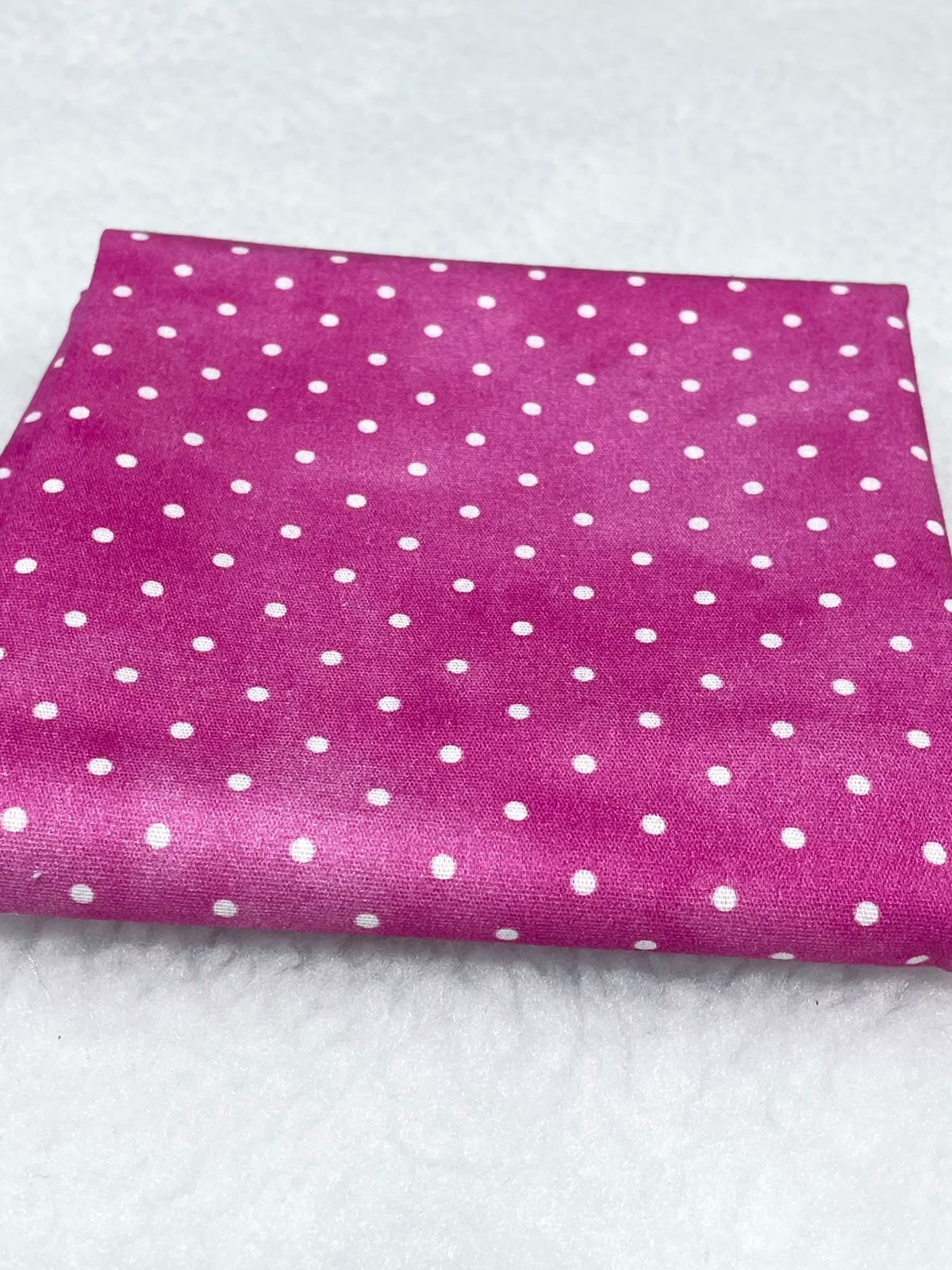 Tricoline 100% algodón - EX088 Exclusiva Puntitos Fucsia Neon (50 x 150)