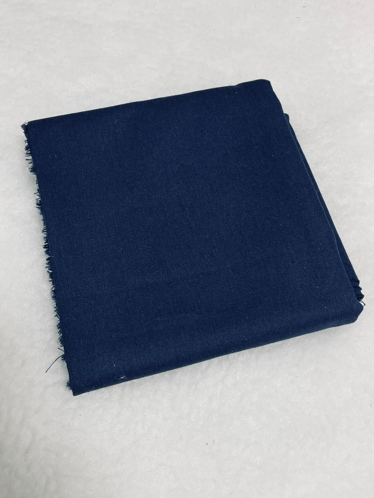 Tricoline 100% Algodón - TT068 Tinto LISO azul Marino (50 x 150)