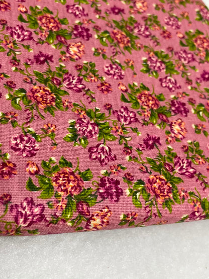 Tricoline 100% Algodón - TT036 Tinto Florecitas Rosa Palo (50 x 150)