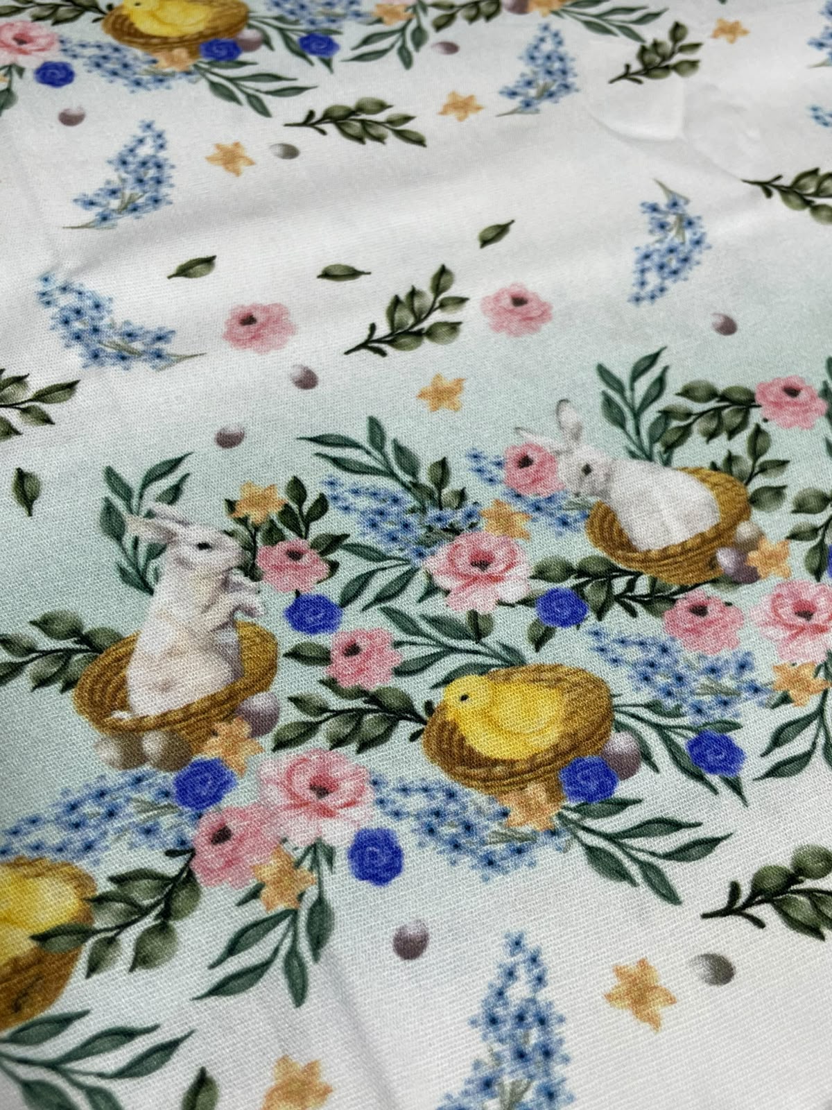 Tricoline 100% Algodón - CN002 Cenefas Conejo Pascoa Celeste (50 x 150)