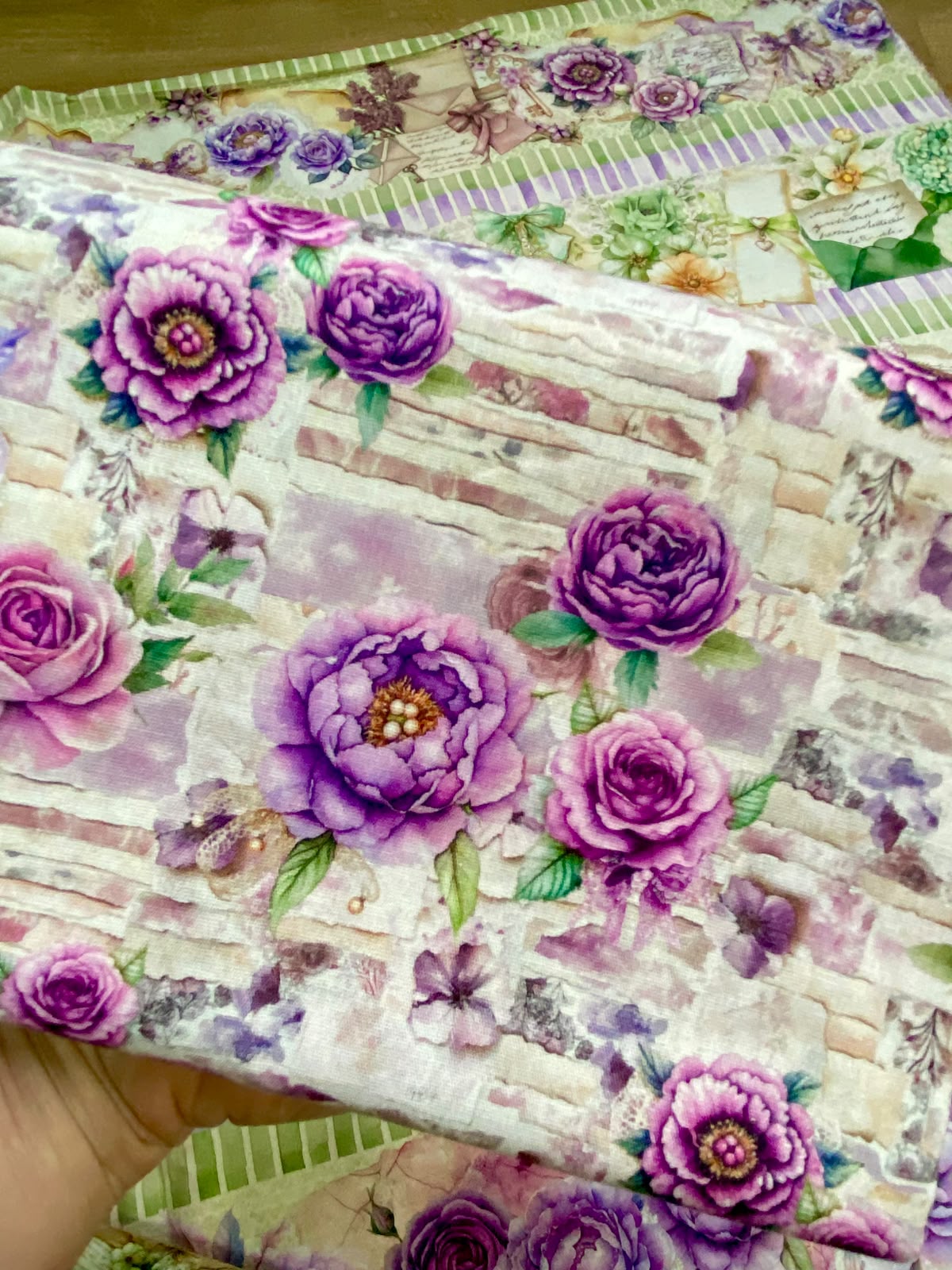 Tricoline 100% Algodón - CN023 Cenefas Floral 3 (50 x 150)