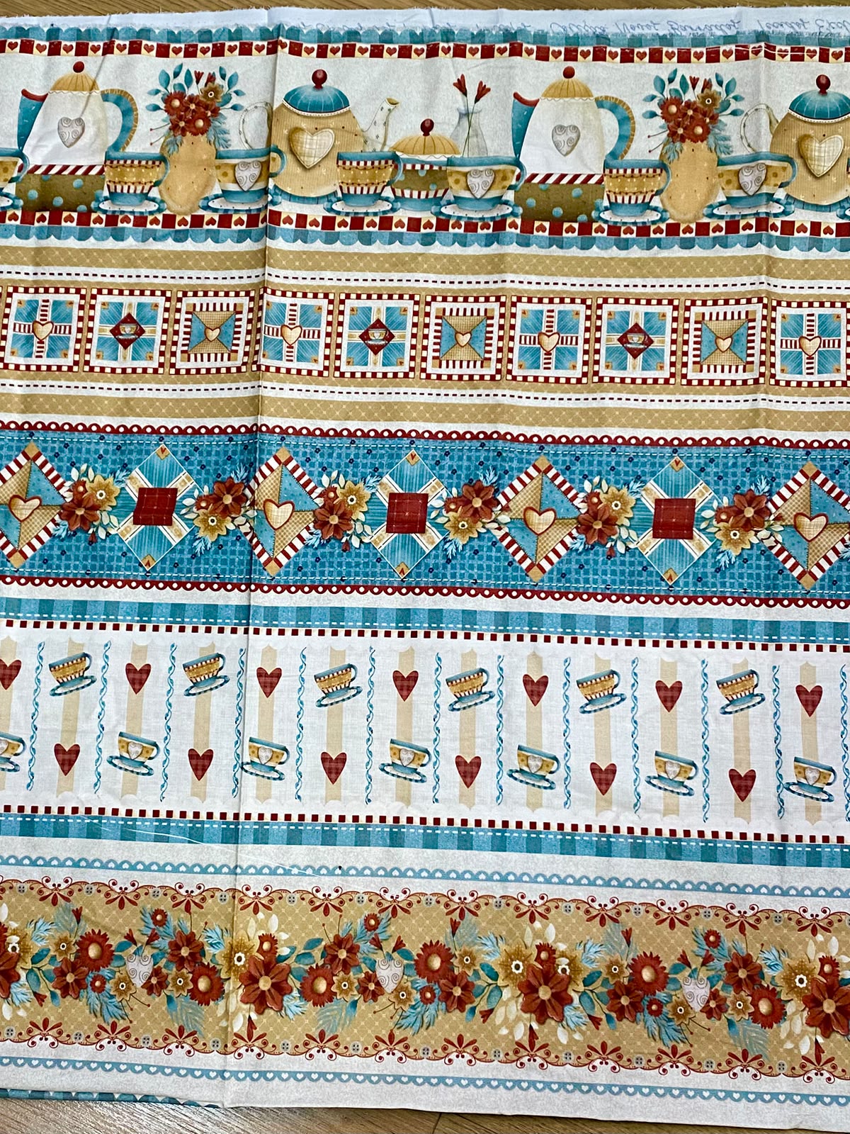 Tricoline 100% Algodón - CN013 Cenefas Cafe Fuxicos y Fricotes (50 x 150)