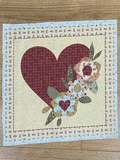 Tricoline 100% Algodón  - PT121 Patrón 3 Panel Aplique (27 x 27)